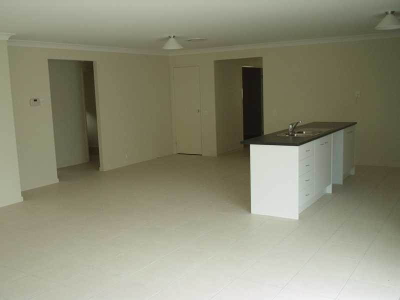 18B Chubb Street, One Mile QLD 4305