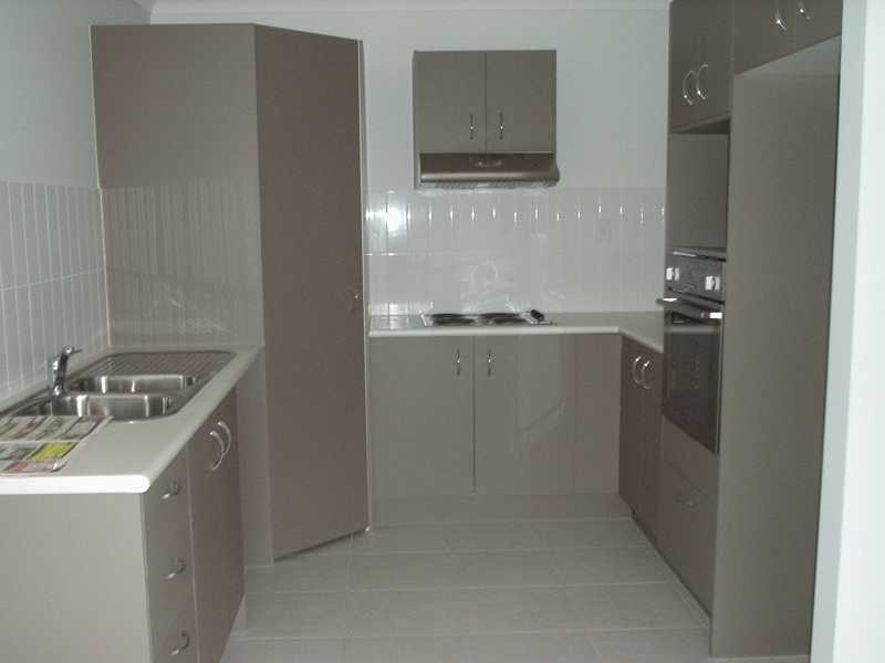 8a Phoenix Court, Churchill QLD 4305