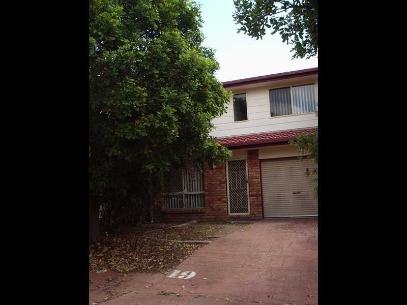 19/13 Bridge Street, Redbank QLD 4301