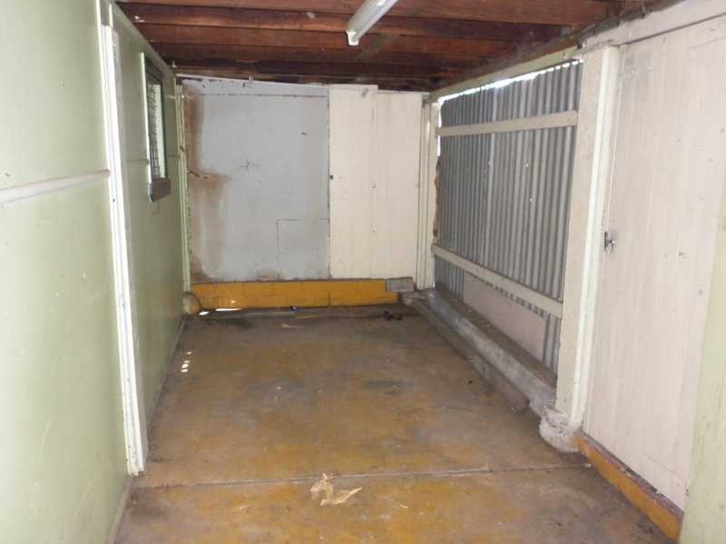 42 Bergin Street, Booval QLD 4304