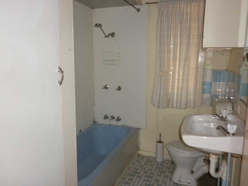 42 Bergin Street, Booval QLD 4304