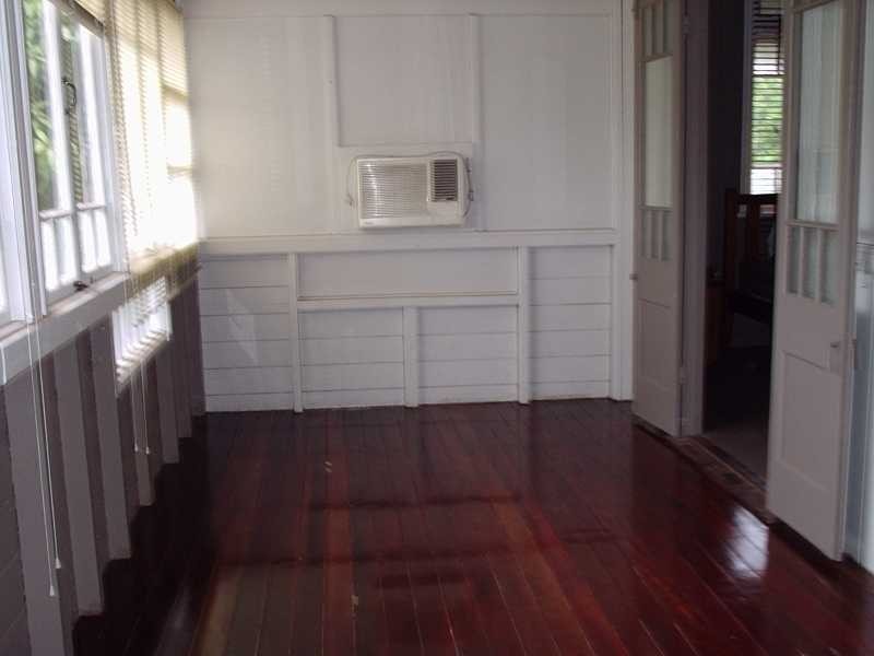 14 Thorn Lane, Ipswich QLD 4305