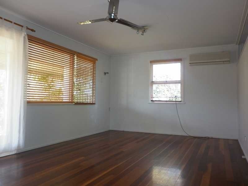 1 Rogers Street, Silkstone QLD 4304
