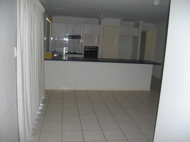 39 Helen Street, North Booval QLD 4304