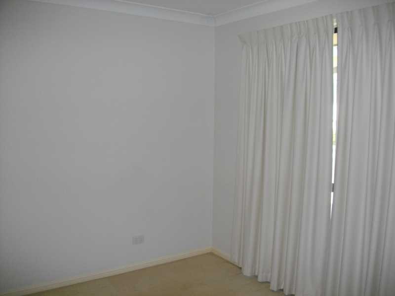 39 Helen Street, North Booval QLD 4304