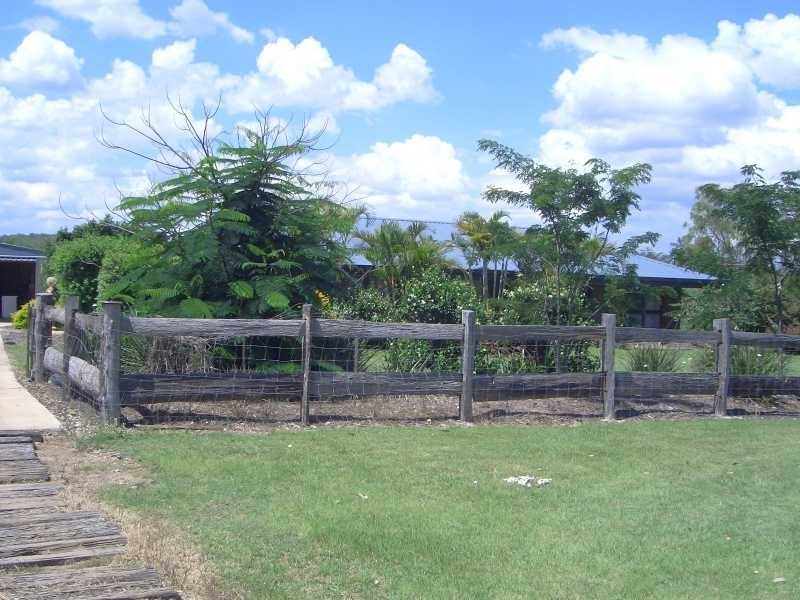 15 Elm Road, Walloon QLD 4306