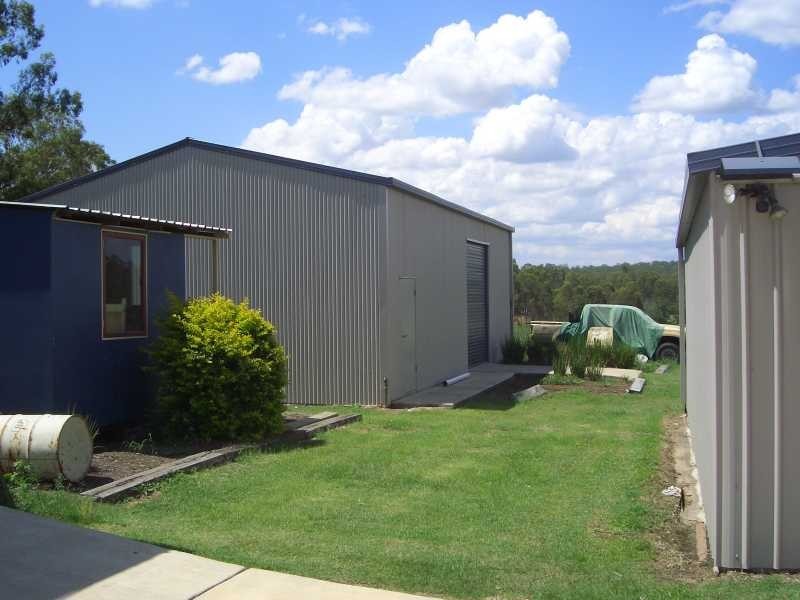 15 Elm Road, Walloon QLD 4306