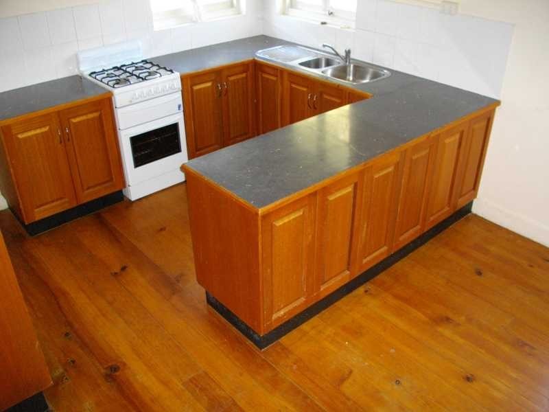 11 Toongarra Road, Leichhardt QLD 4305