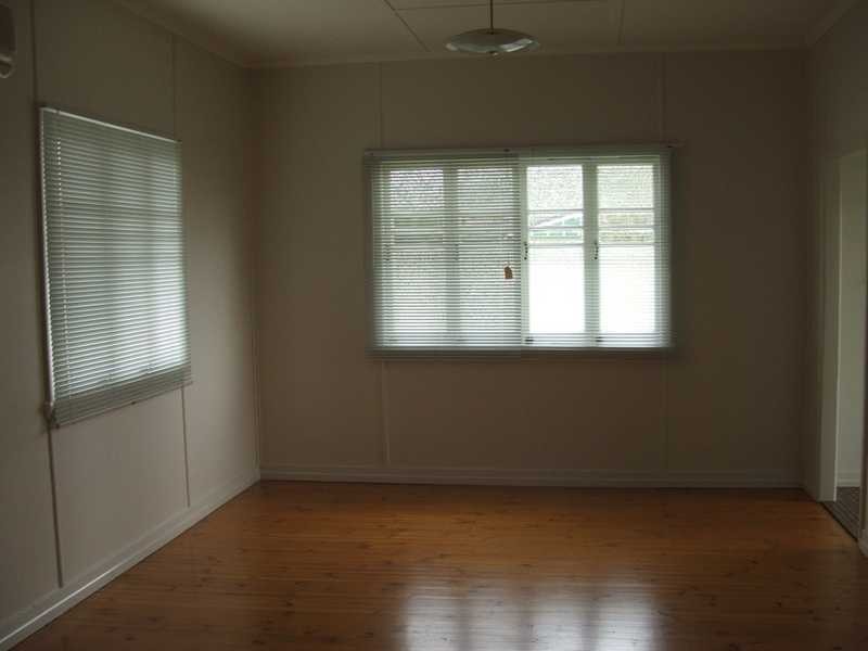 6 Joffre Street, Booval QLD 4304