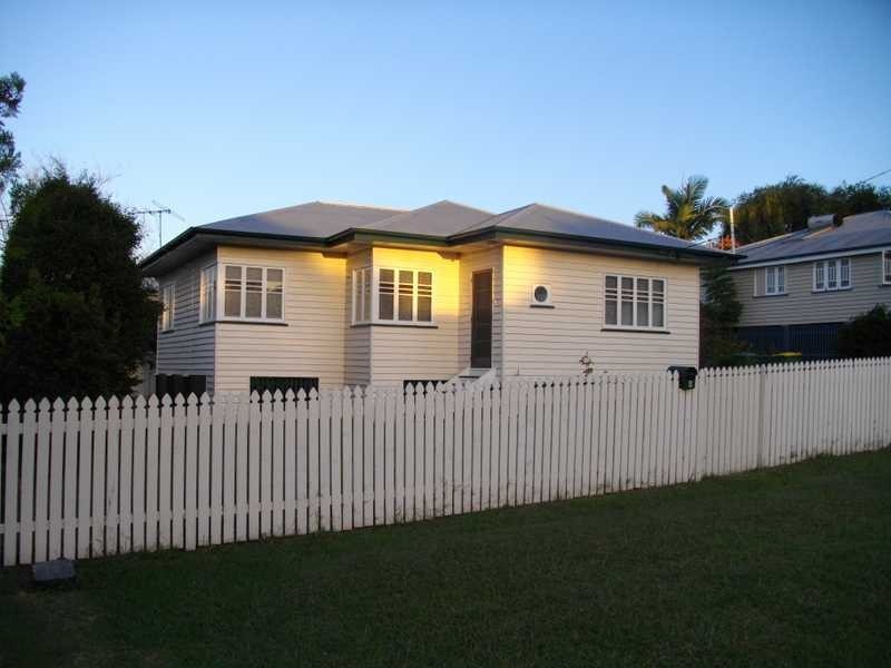 6 Joffre Street, Booval QLD 4304