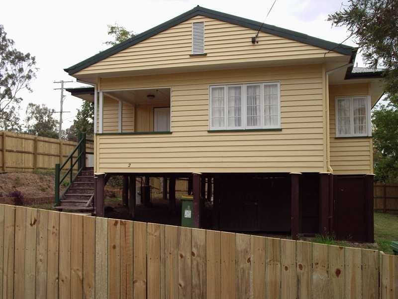 2 Jones Street, Bundamba QLD 4304