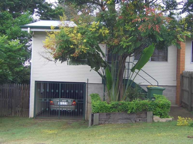 2/3a Cordelia Street, East Ipswich QLD 4305