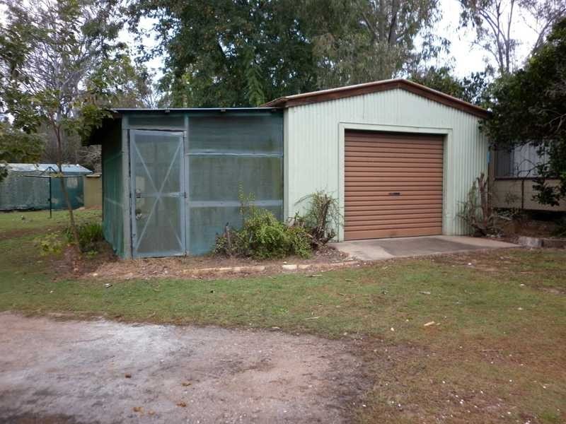 27 Sycamore Street, Walloon QLD 4306