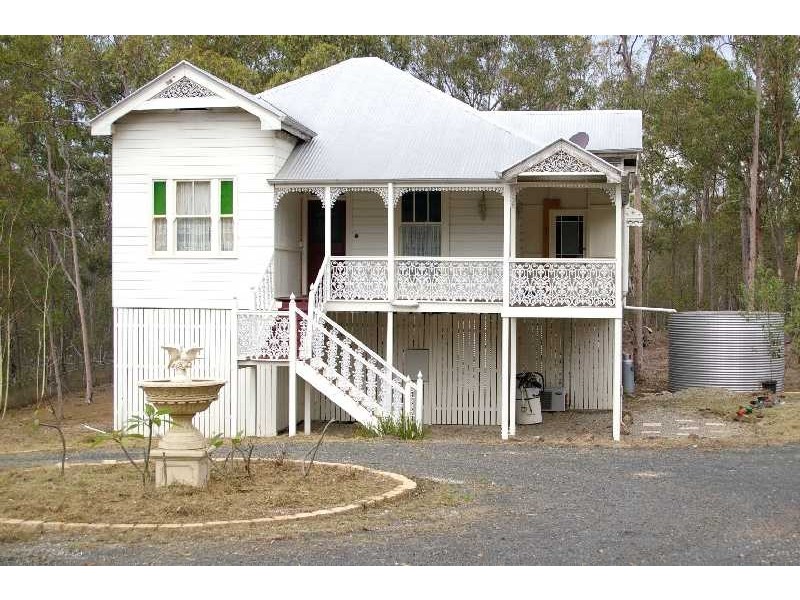 300 Blackwall Street, Chuwar QLD 4306