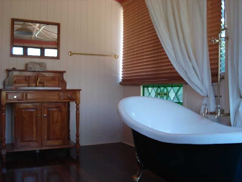 14 Salisbury Road, Ipswich QLD 4305