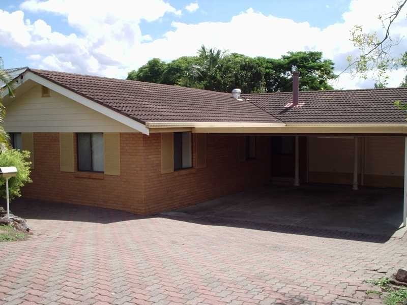 23 Dulcie Street, Raceview QLD 4305
