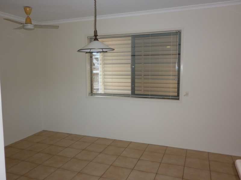 23 Dulcie Street, Raceview QLD 4305
