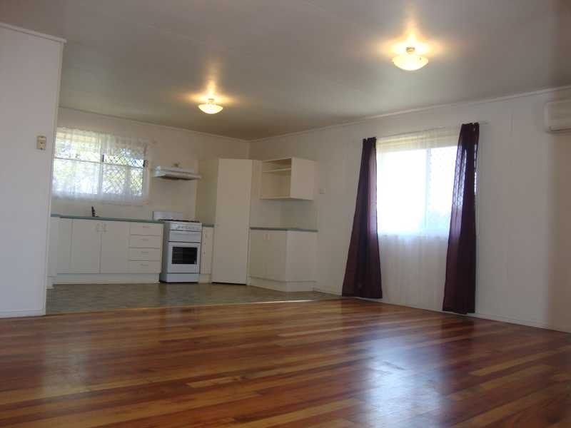 11 Lucas Street, Dinmore QLD 4303