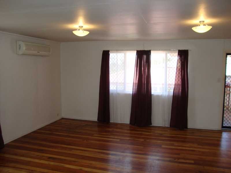 11 Lucas Street, Dinmore QLD 4303