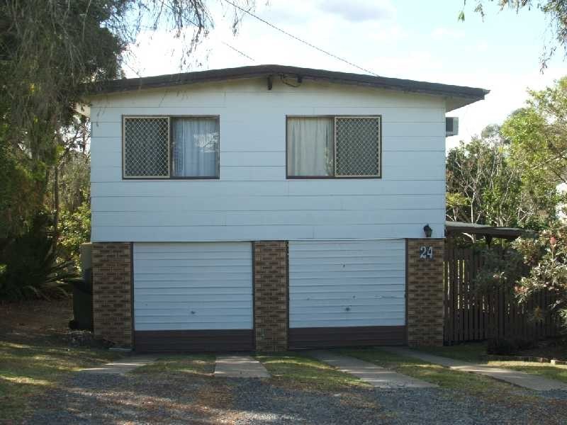 24 Farr Street, East Ipswich QLD 4305