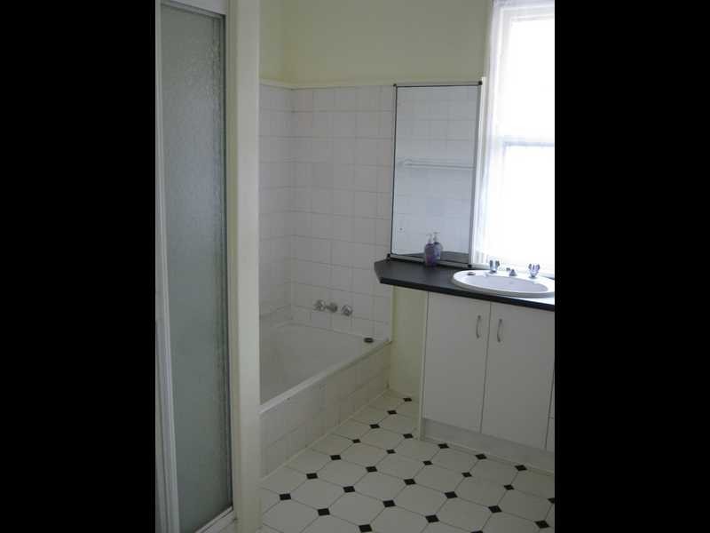 12 William Street, Bundamba QLD 4304