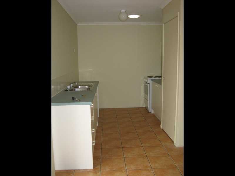 4 Des Arts Place, Wulkuraka QLD 4305
