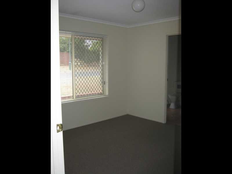 4 Des Arts Place, Wulkuraka QLD 4305