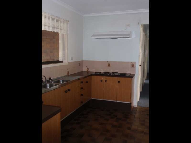 6 Glen Eagle Court, Redbank Plains QLD 4301