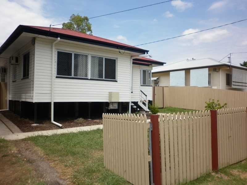 121 Glebe Road, Silkstone QLD 4304