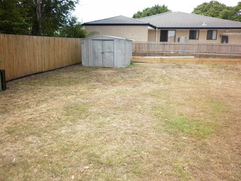 121 Glebe Road, Silkstone QLD 4304