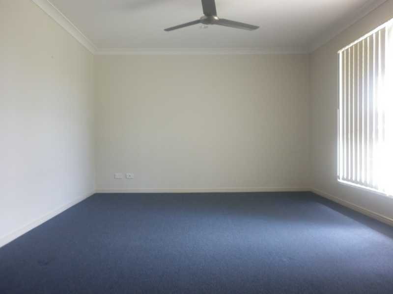 32 Ronayne Circle, One Mile QLD 4305