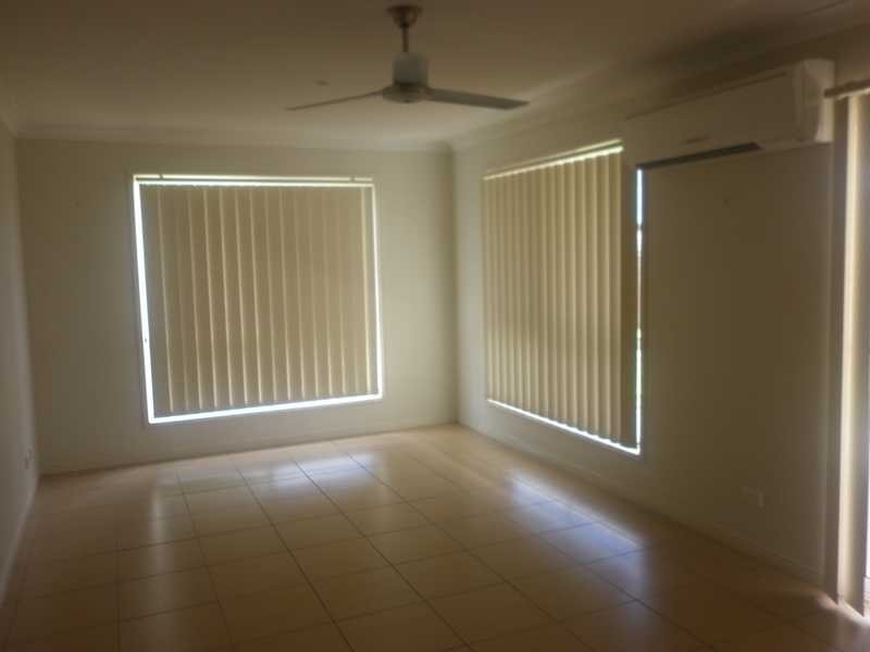 32 Ronayne Circle, One Mile QLD 4305