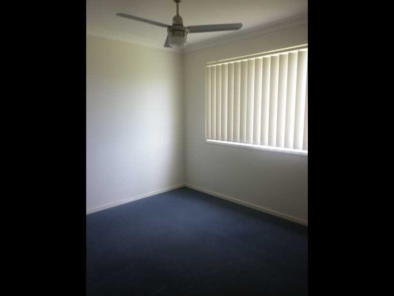 32 Ronayne Circle, One Mile QLD 4305