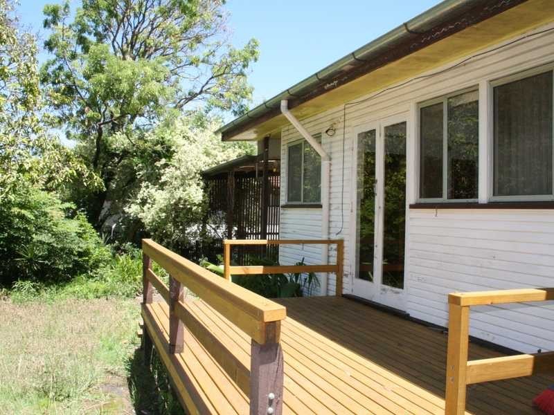 3 Sloman Street, Booval QLD 4304