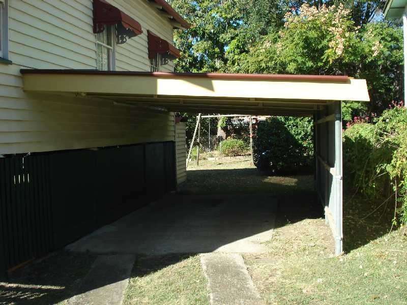 5 Sinclaire Street, Newtown QLD 4305