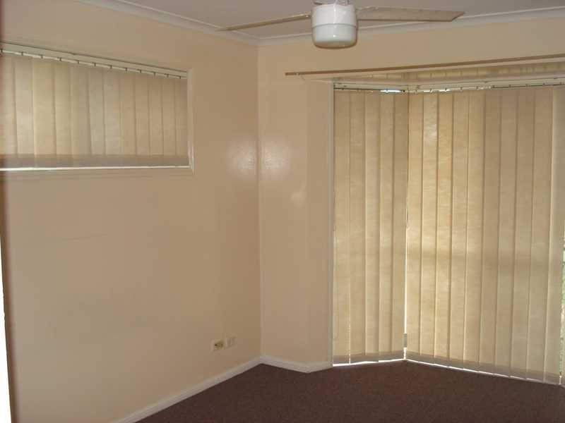 2/6 Bangalow Crescent, Raceview QLD 4305