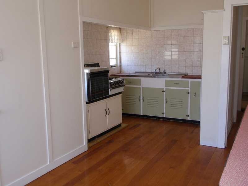 80 Thorn Street, Ipswich QLD 4305