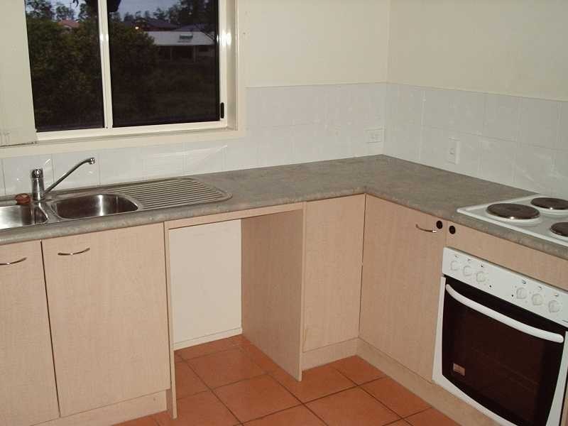 27 Palma Rosa Drive, Wulkuraka QLD 4305