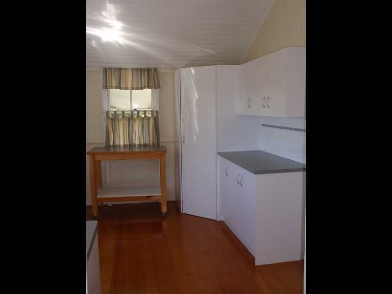 11 Booval Street, Booval QLD 4304