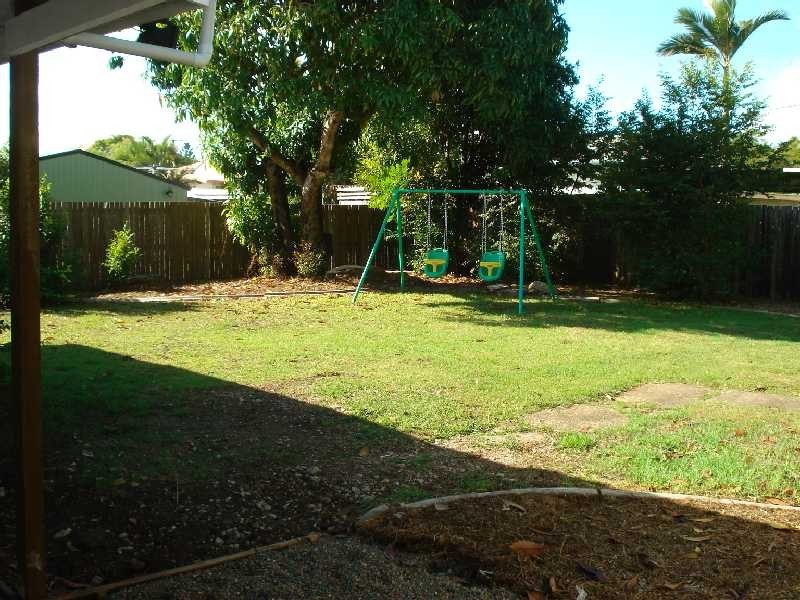 1 Chermside Road, Eastern Heights QLD 4305