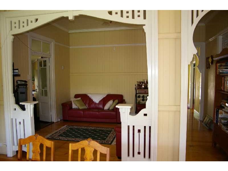 1 Mcgregor Street, Woodend QLD 4305