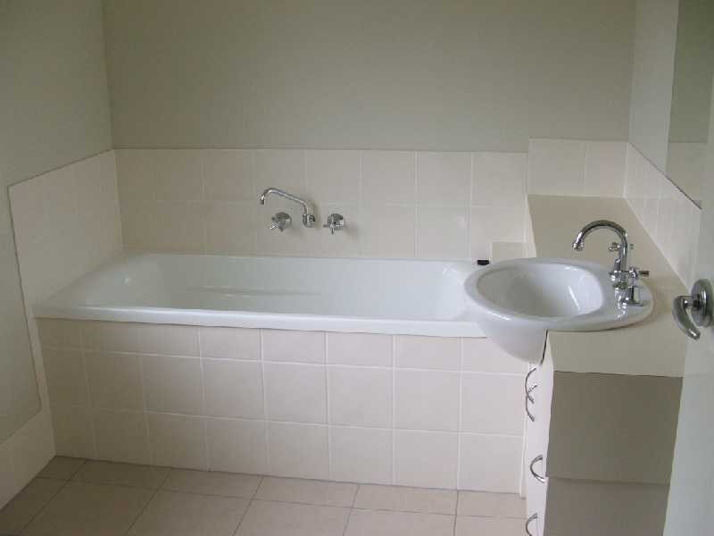 42a Penrose Circuit, Redbank Plains QLD 4301