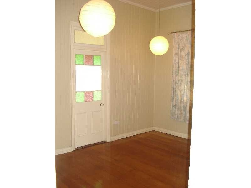 20 Birdwood Street, North Ipswich QLD 4305