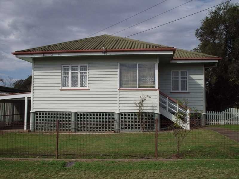 37A Alexandra Street, Booval QLD 4304
