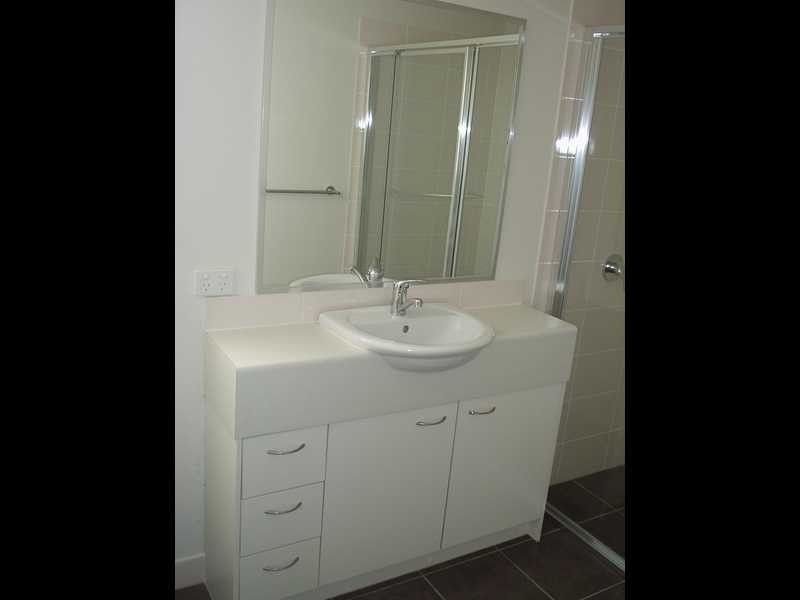 37 Christine Street, North Booval QLD 4304