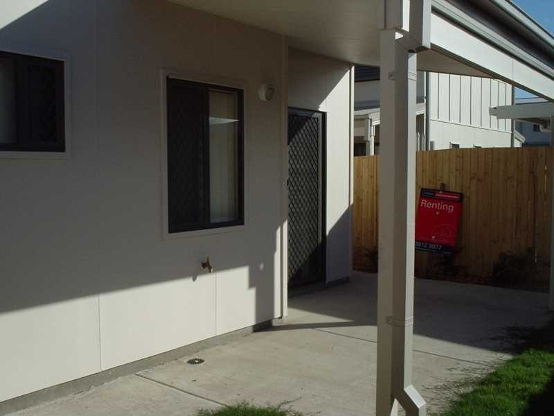 37 Christine Street, North Booval QLD 4304