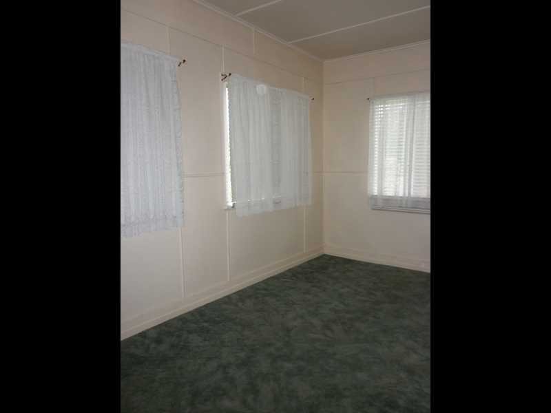 9 Edwards Street, Rosewood QLD 4340