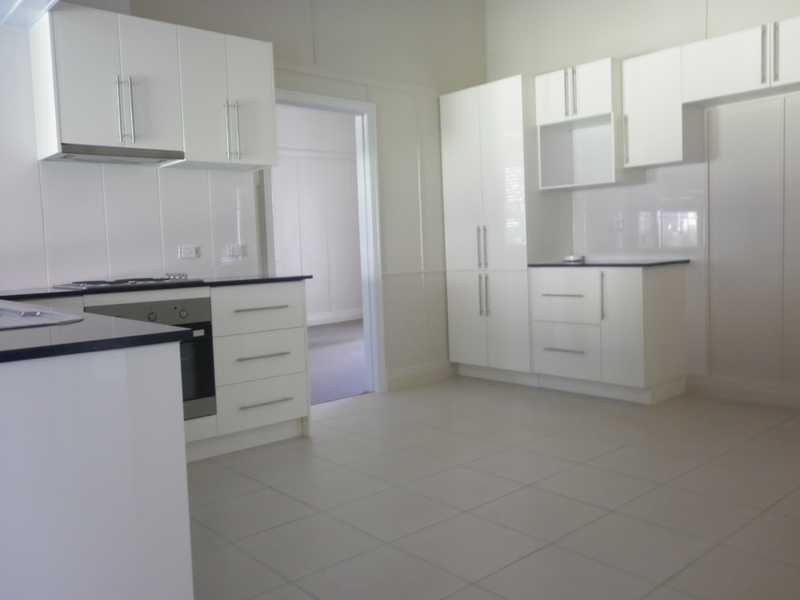 57 Brisbane Road, Bundamba QLD 4304