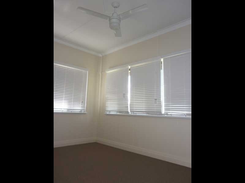 57 Brisbane Road, Bundamba QLD 4304