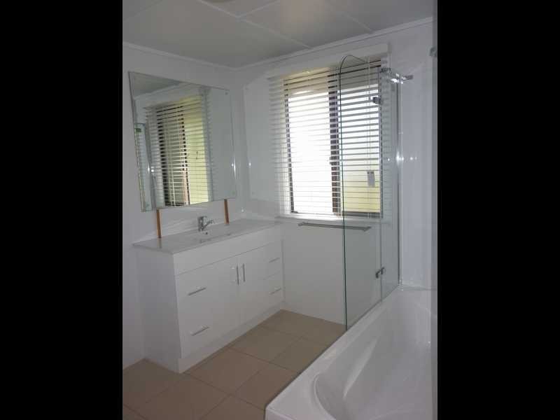 57 Brisbane Road, Bundamba QLD 4304